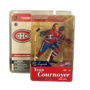 New in Box Yvan Cournoyer Montreal Canadiens McFarlane Action Figure